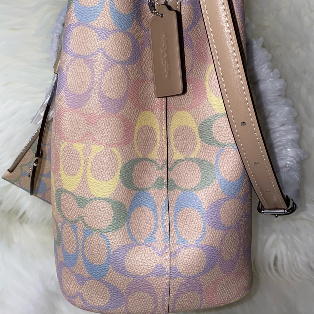 Coach Rowan Bucket Bag In Rainbow Signature Canvas New - Picture 7 of 13